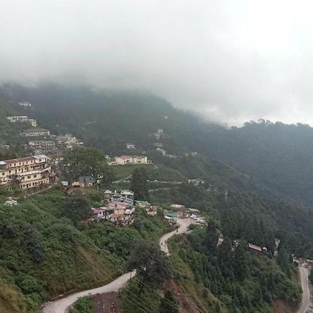 Odyssey Stays Pooja Homestay 穆索里 外观 照片