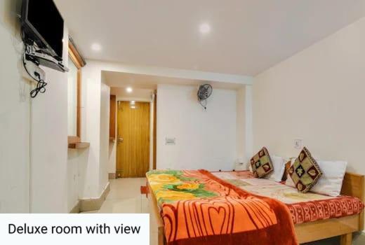 Odyssey Stays Pooja Homestay 穆索里 外观 照片